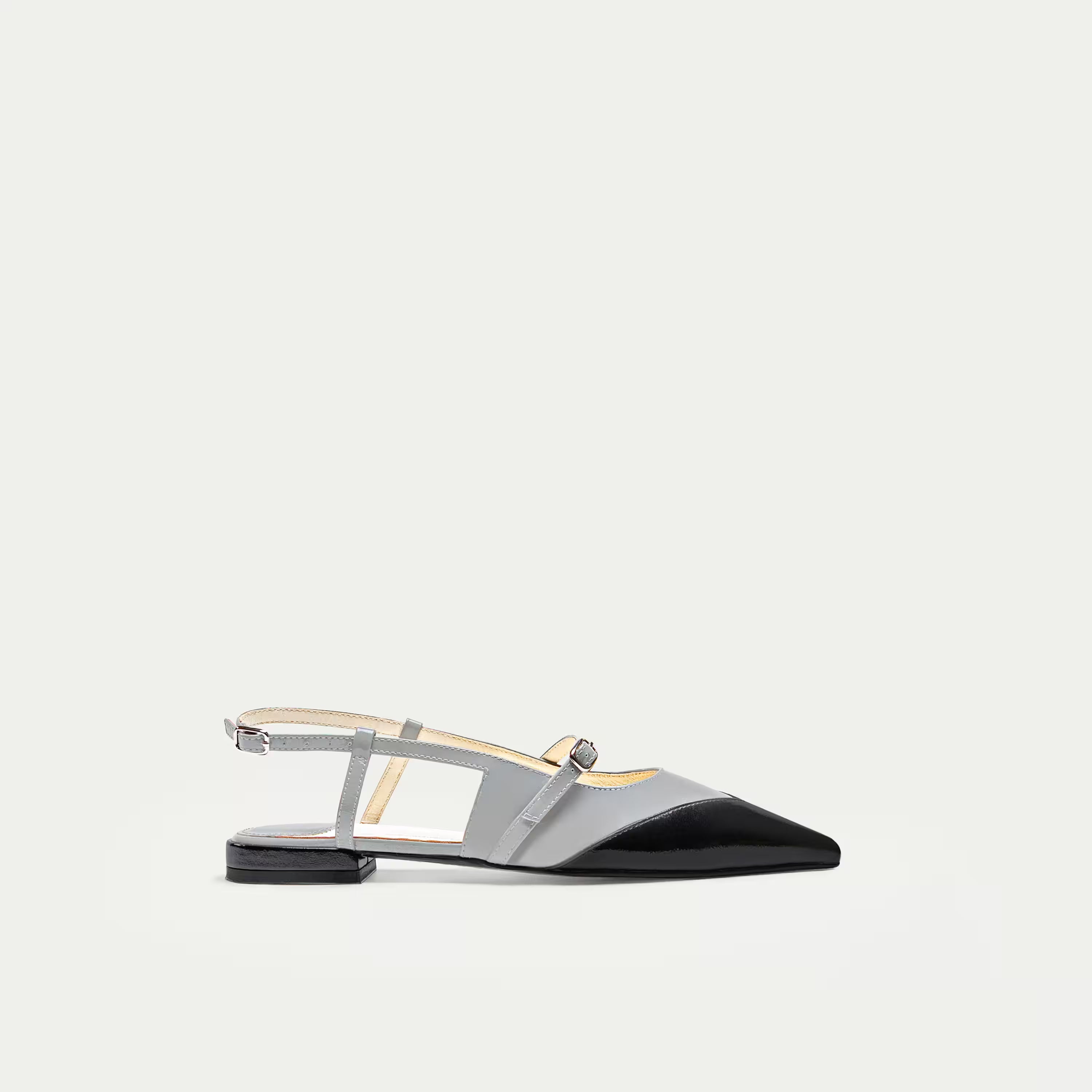 HUHUA Nora leather pumps side view Sky